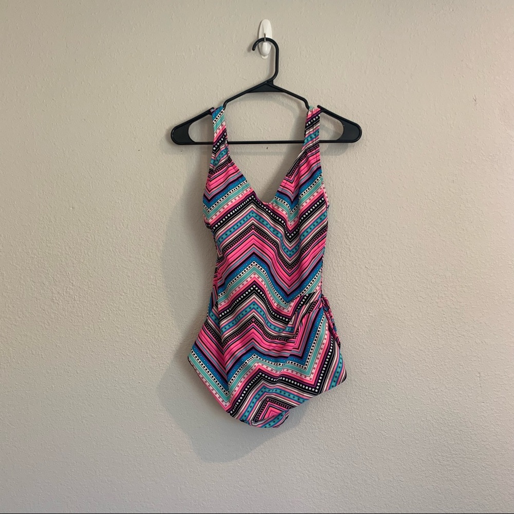 Jantzent classics one piece swimsuit size 8 tribal boho print